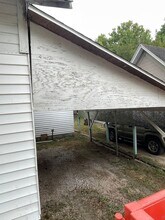 1524 E Commercial St in Springfield, MO - Building Photo - Building Photo
