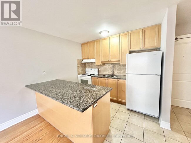 property at 9 Thirty Third St