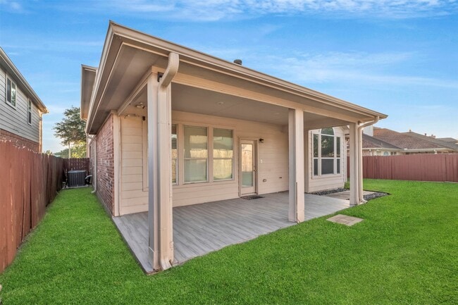 22406 Miramar Crest Dr