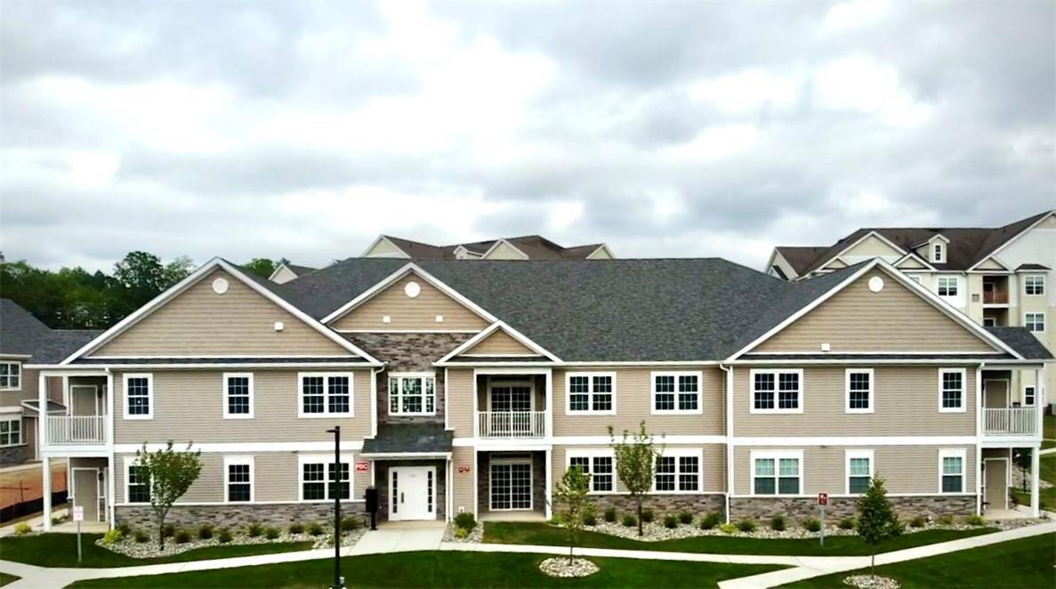 312 Tower Ridge Cir in Scotchtown, NY - Building Photo