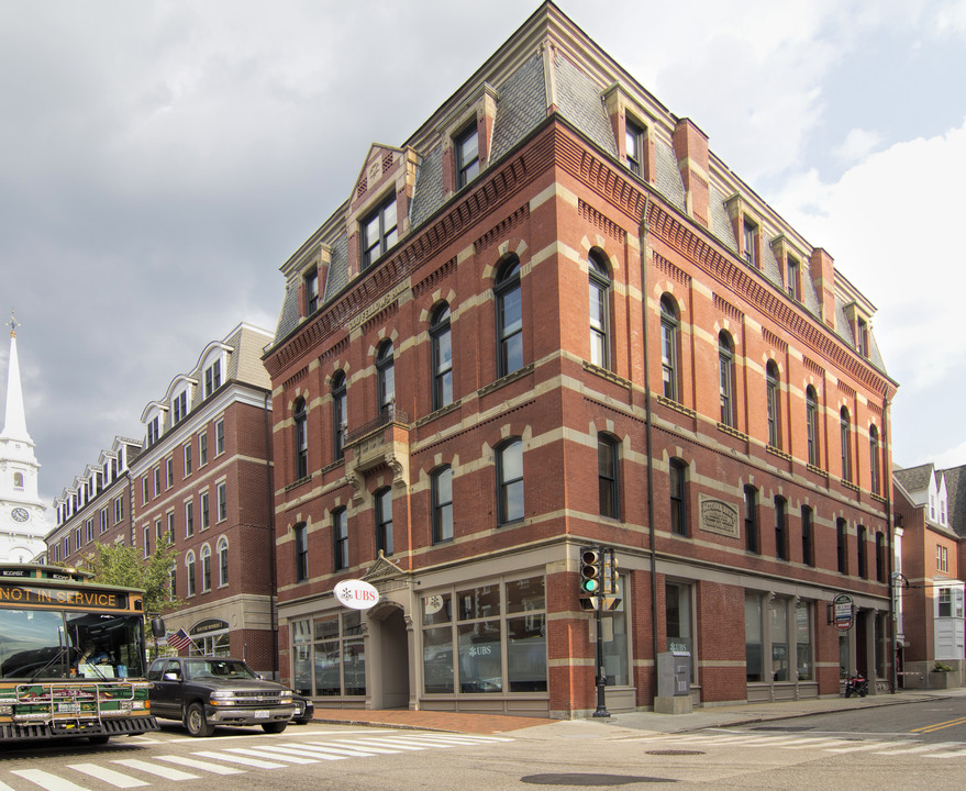 18 Congress St in Portsmouth, NH - Building Photo