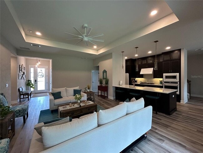 579 SW 122nd Terrace in Newberry, FL - Building Photo - Building Photo