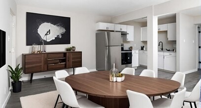 142 Weatherwood Ct in Winston-Salem, NC - Foto de edificio - Building Photo