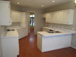 1401 Copperfield Dr in Edmond, OK - Building Photo - Building Photo