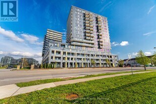 4878 Powers Common in Burlington, ON - Building Photo
