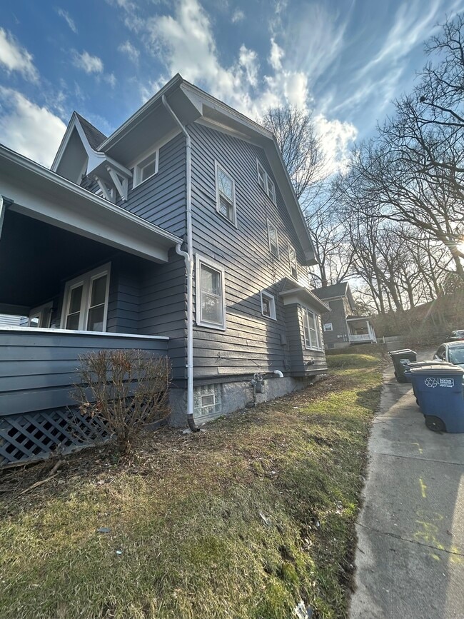 1603 Manette Pl in Dayton, OH - Building Photo - Building Photo