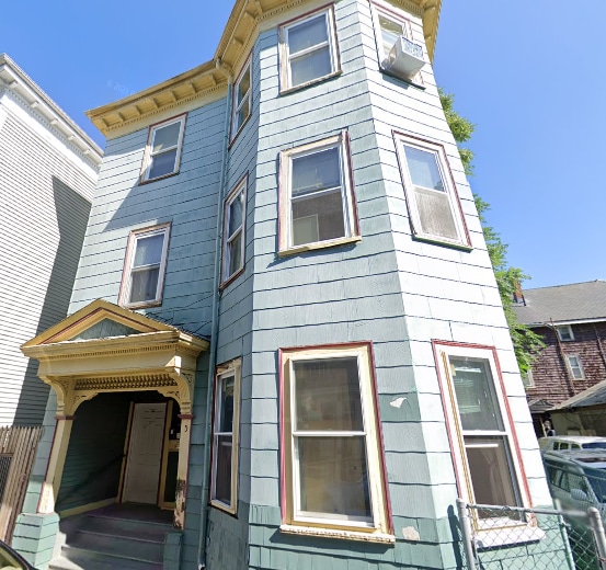 5 Buckley Ave, Unit 2