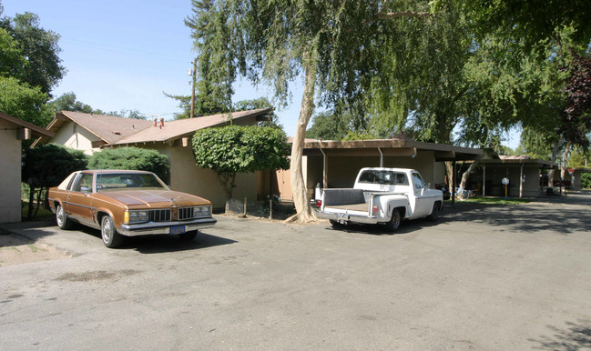 606 California St in Woodland, CA - Building Photo - Building Photo