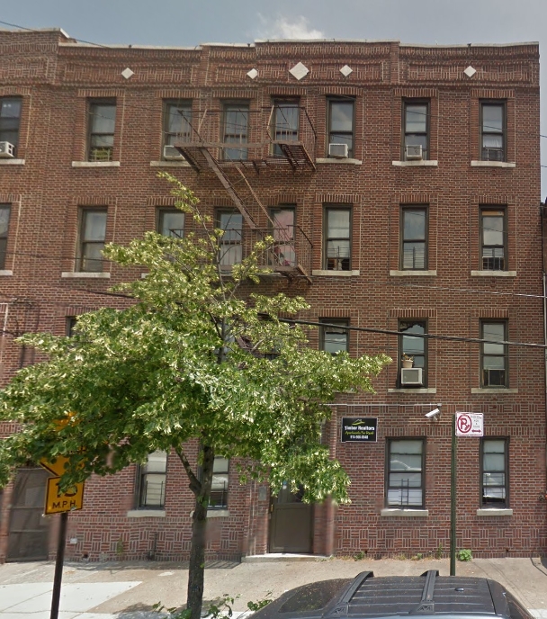 2238 Valentine Ave in Bronx, NY - Foto de edificio