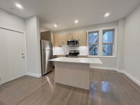 121 Park Dr, Unit 1 in Boston, MA - Building Photo - Building Photo