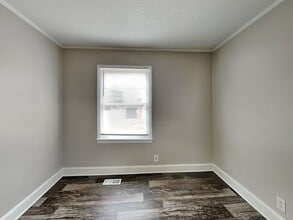 1432 Mt Gallant Rd in Rock Hill, SC - Foto de edificio - Building Photo