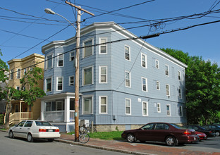 131 Sherman St in Portland, ME - Building Photo - Building Photo