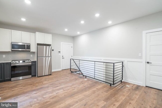 property at 435 N 35th St