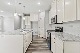 2308 Bloomfield Dr in Arlington, TX - Building Photo - Building Photo