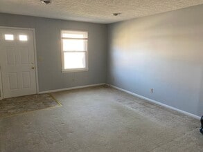 171 Lois Dr in Gray, TN - Building Photo - Building Photo