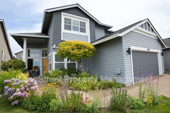 8996 SE Bristol Park Dr in Happy Valley, OR - Building Photo - Building Photo