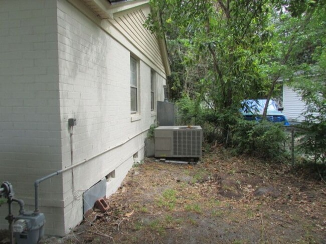 424 Sanders Dr in Sumter, SC - Building Photo - Building Photo