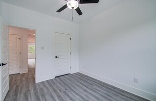 6531 Rosemary Ln in Houston, TX - Building Photo