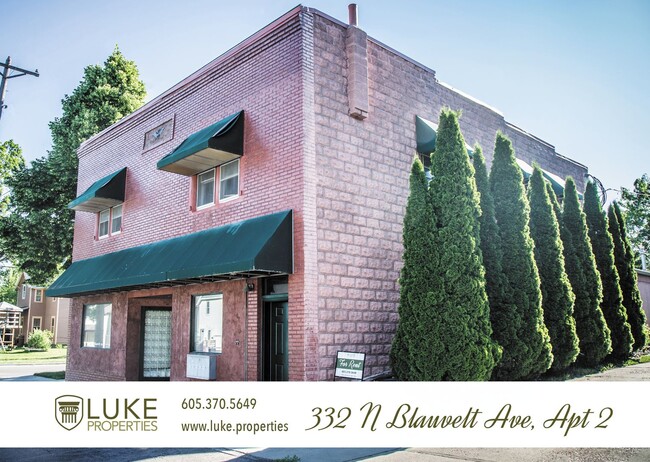 property at 332 N Blauvelt Ave