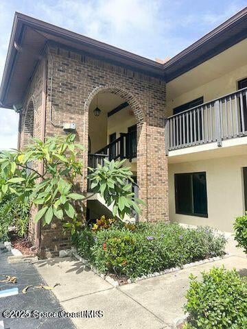 property at 1515 Huntington Ln