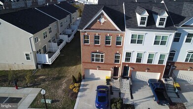 8499 Winding Trail, Unit 330 in Laurel, MD - Building Photo - Building Photo