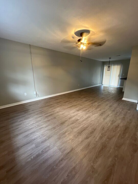 1332 Fuller Rd in Tallahassee, FL - Building Photo