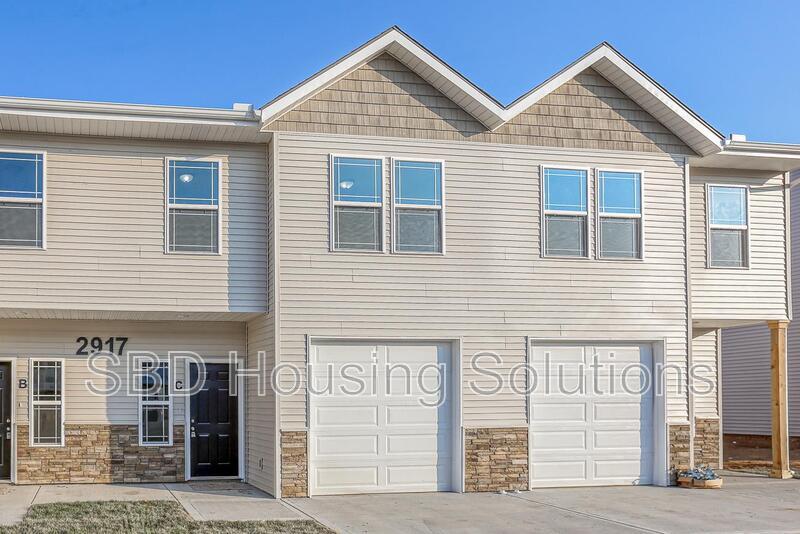 2909 S Harvard Ave in Independence, MO - Building Photo