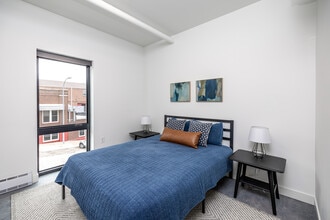 Urbane424 Apartments in Burlington, IA - Building Photo - Interior Photo