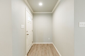 7913 County Rd 5850 in Shallowater, TX - Building Photo - Building Photo