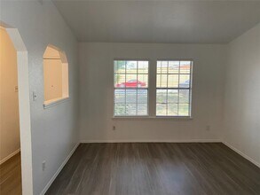 9511 Aberdeen Way in Austin, TX - Building Photo - Building Photo