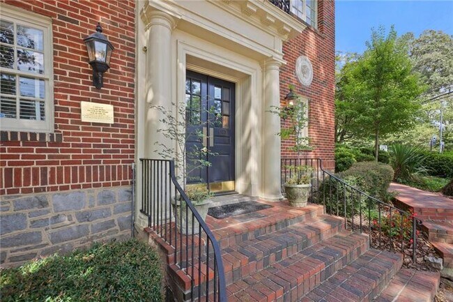 1 S Prado NE in Atlanta, GA - Building Photo - Building Photo