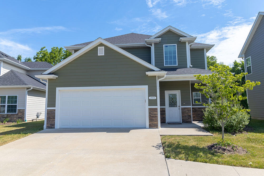 2806 Amberwood court in Columbia, MO - Building Photo