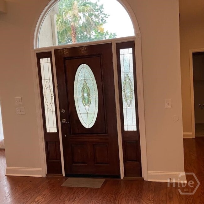 186 Sterling Woods Dr in Richmond Hill, GA - Foto de edificio - Building Photo