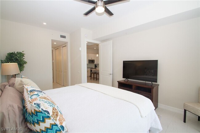 property at 163 Indies Dr E