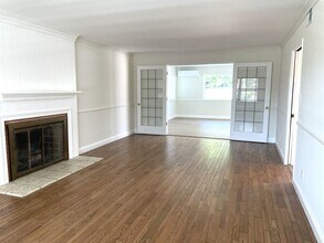 5233 Emerald St in Torrance, CA - Building Photo - Building Photo