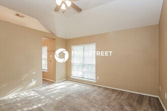 4031 Rocky Ledge Dr in Balch Springs, TX - Building Photo - Building Photo