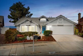 17674 High Vista St in Victorville, CA - Building Photo - Building Photo