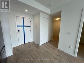 770-770 Whitlock Ave in Milton, ON - Building Photo - Building Photo