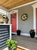 28 Randall Ave, Unit LaurieCaiazzo in Old Orchard Beach, ME - Building Photo