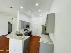 1642 Javier St in Palm Bay, FL - Building Photo - Building Photo