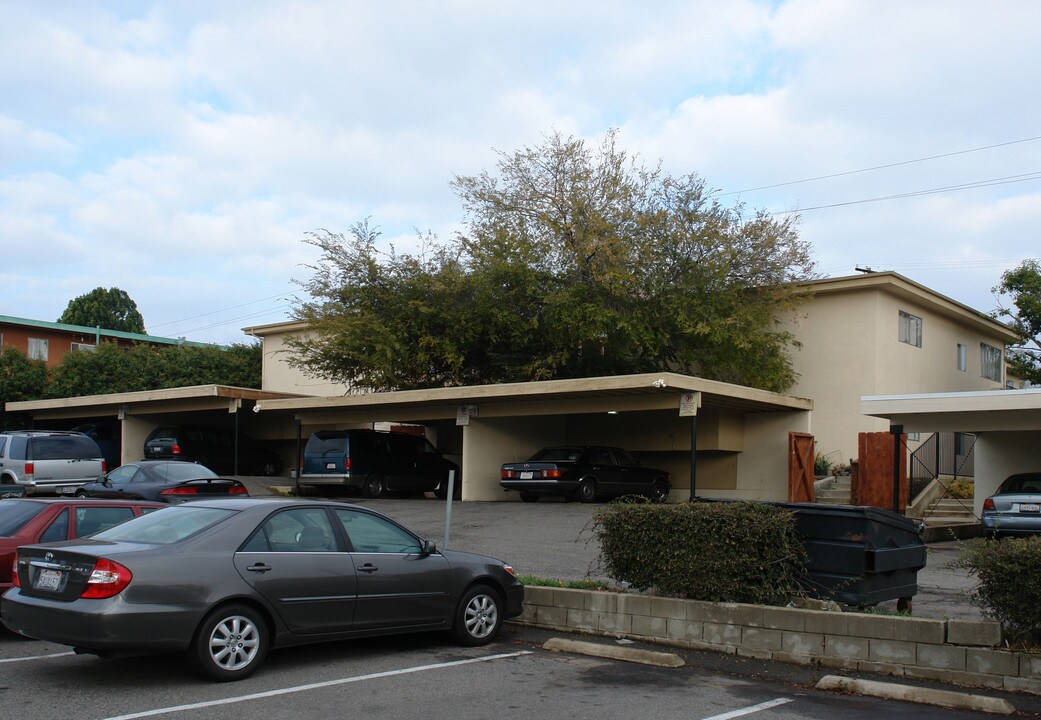 721 E Elder St in Fallbrook, CA - Building Photo