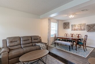 12123 Monticeto Ln in Meadows Place, TX - Building Photo - Building Photo