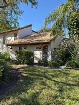 9719 N New River Canal Rd in Plantation, FL - Building Photo