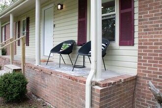 21270 McCann Rd in Damascus, VA - Building Photo - Building Photo