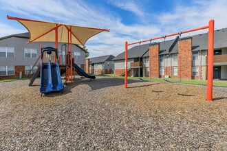 Stone Ridge Apartments in Lawton, OK - Building Photo - Building Photo