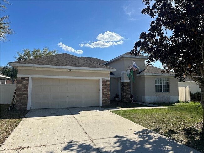 property at 2721 Athens Dr