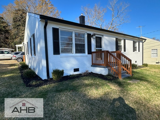 500 Pomeroy St in Graham, NC - Foto de edificio - Building Photo