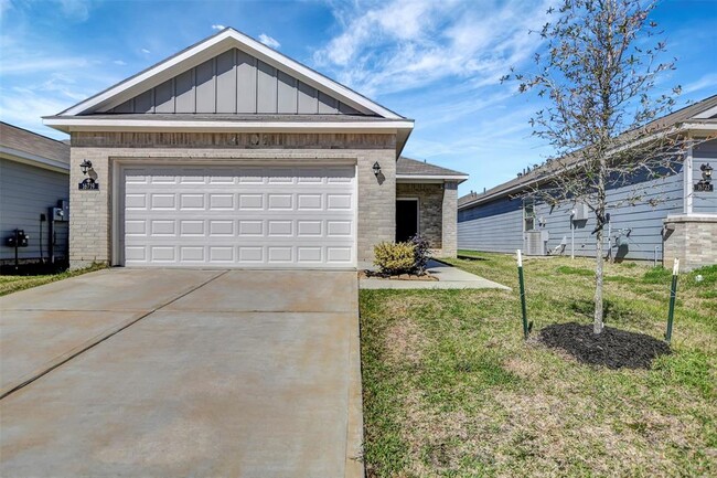property at 16719 Rover Ln