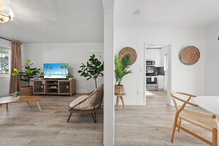 1517 Bay Rd, Unit SI ID1540510P in Miami Beach, FL - Building Photo