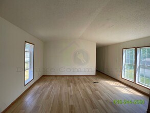 3329 Wesler Dr in Gobles, MI - Building Photo - Building Photo
